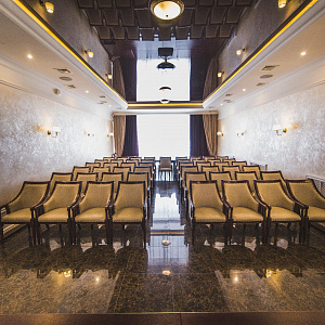 Большой конференц-зал