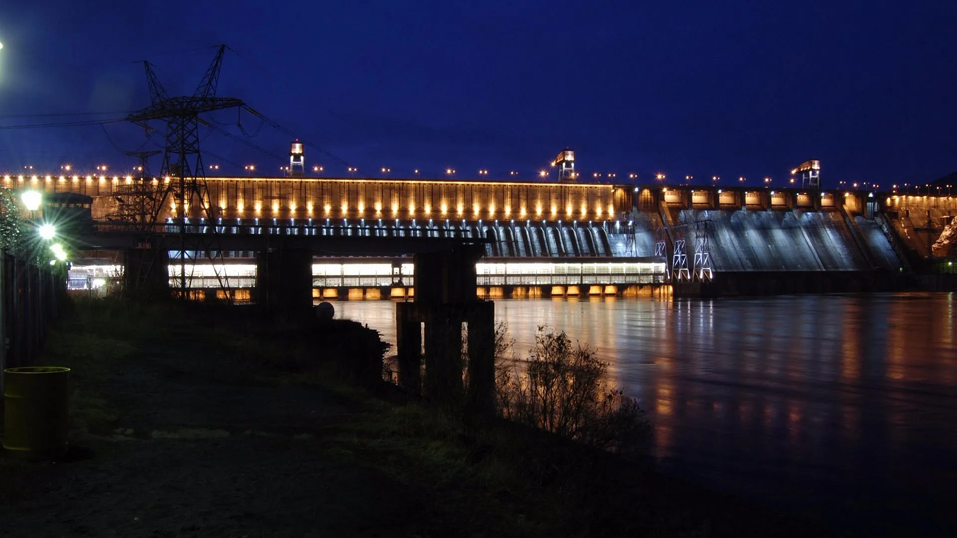 Достопримечательности -> Красноярская ГЭС